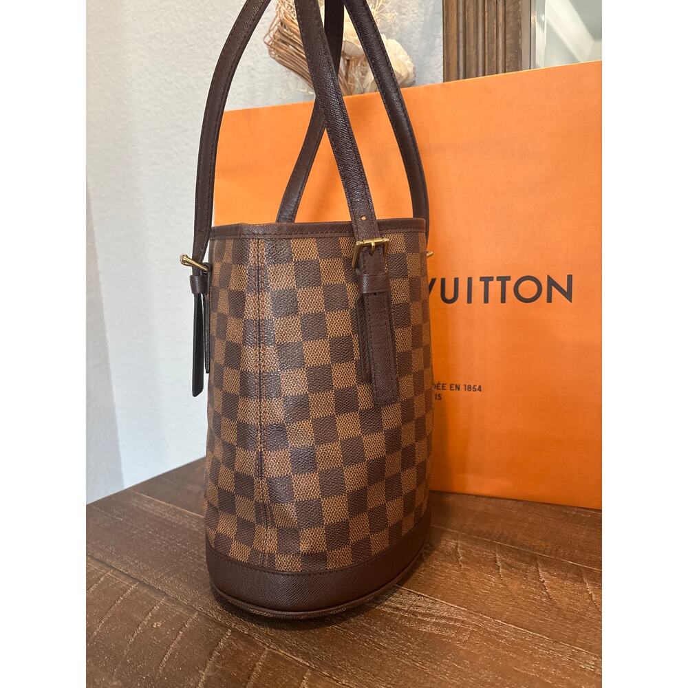 Louis Vuitton Damier Ebene bucket bag - Picture 2 of 11